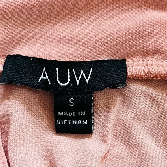 AUW pastel pink top S short ruched sleeves turtleneck faux pearl detail buttons - Picture 10 of 12